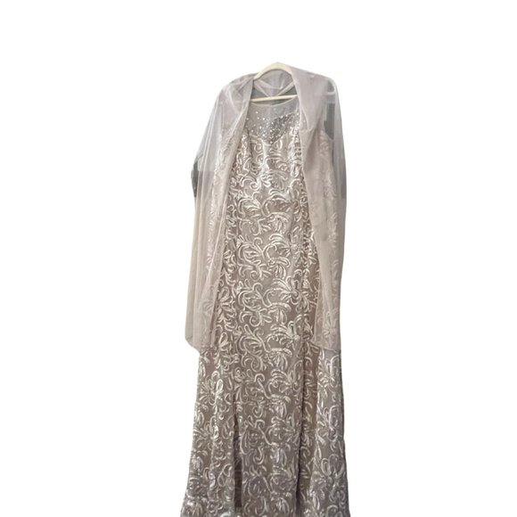 Sleeveless all-over Soutache Dress with Beads - Picture 4 of 10